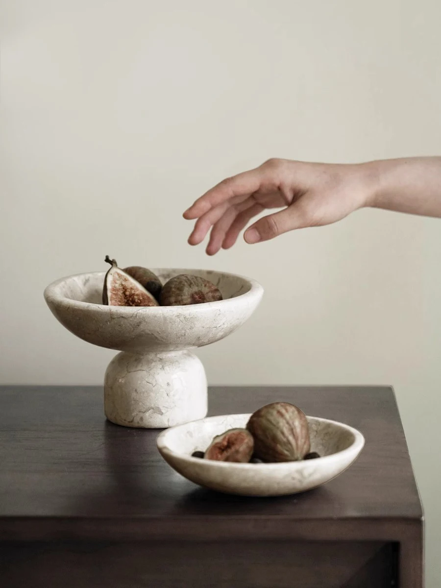 Compote Marble Material Sundri - огляд і ціна Quiet Luxury Lifestyle