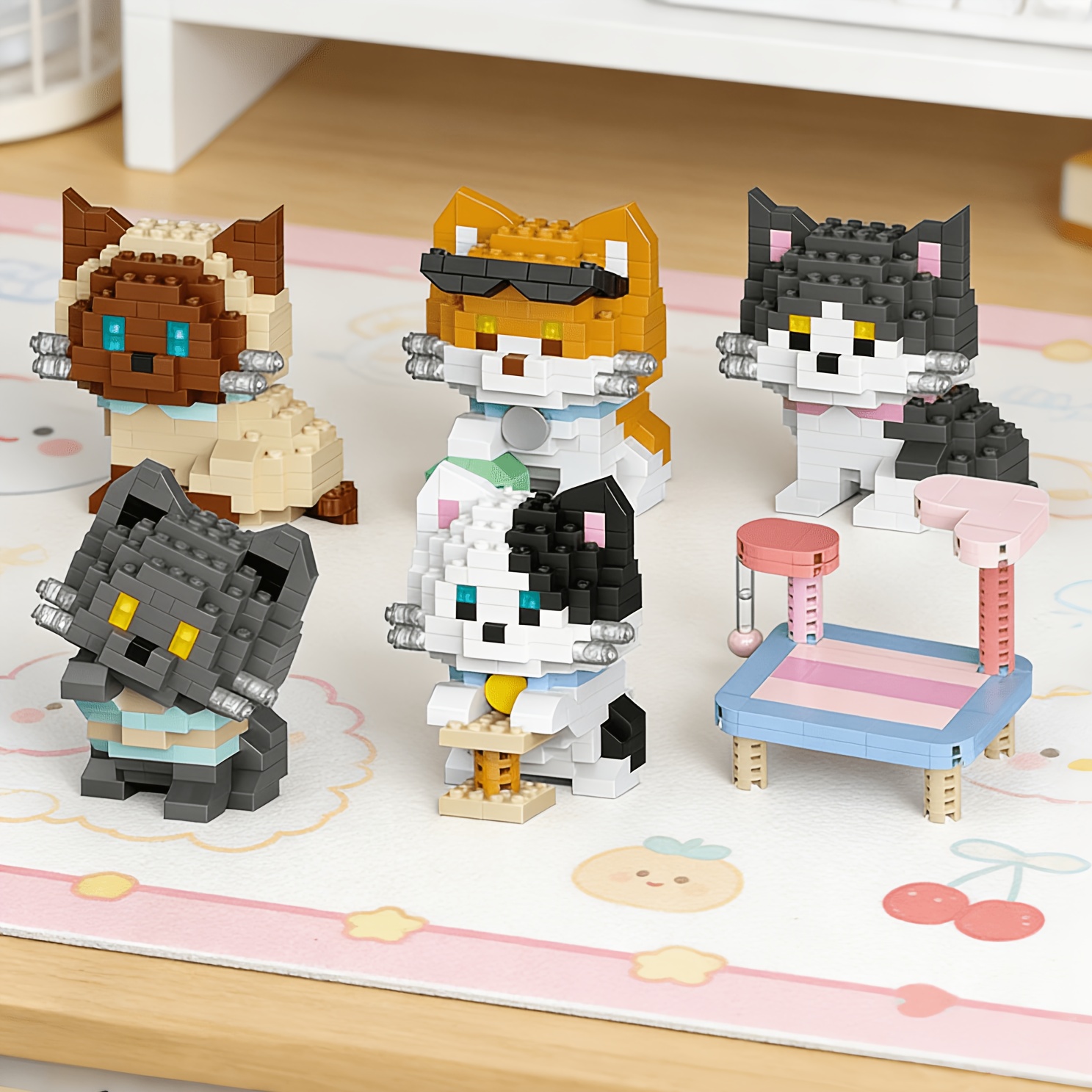 Cat Series Building Blocks Set - огляд і ціна Quiet Luxury Lifestyle
